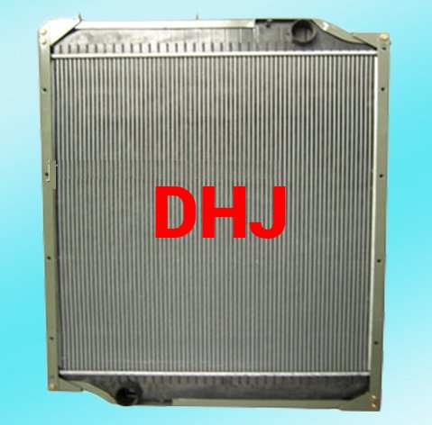 SINOTRUK HOWO Truck Radiator,wg9719530011