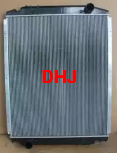 Hongyan truck radiator，1300-500505A